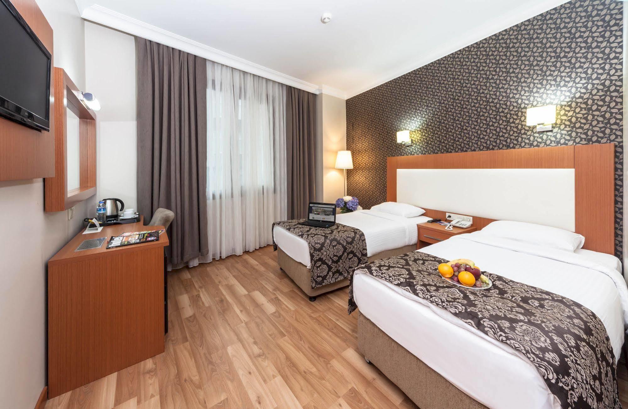 איסטמבול Grand Hotel Avcilar מראה חיצוני תמונה
