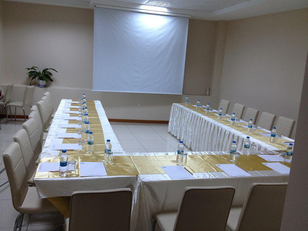 איסטמבול Grand Hotel Avcilar מראה חיצוני תמונה